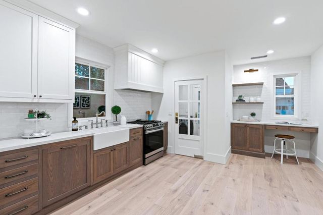 1411 Seabright Avenue, Santa Cruz, CA 95062