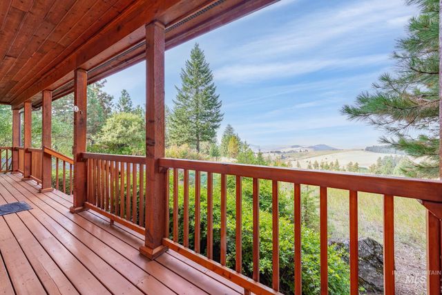 1100 Abbott Road, Viola, ID 83872