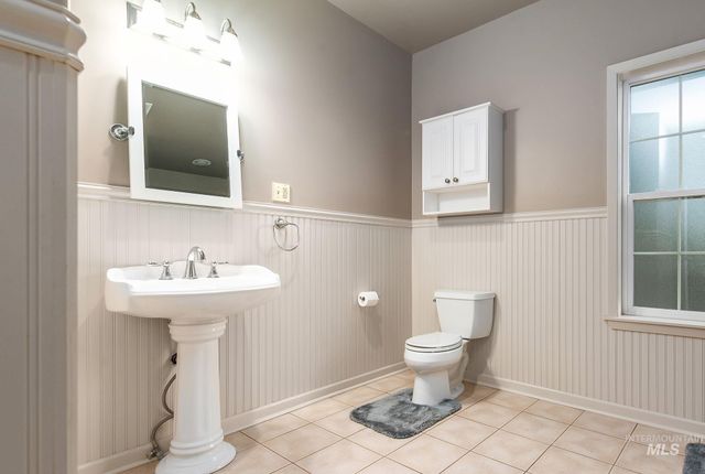 1100 Abbott Road, Viola, ID 83872