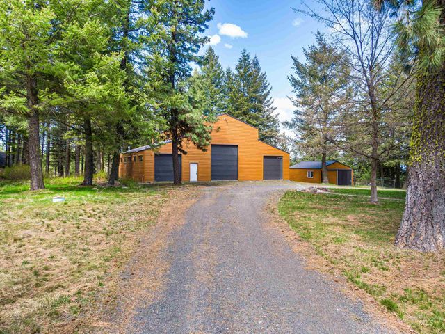 1100 Abbott Road, Viola, ID 83872