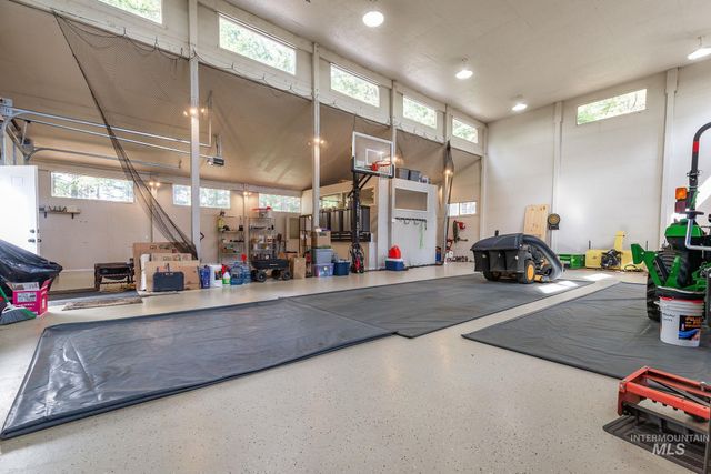 1100 Abbott Road, Viola, ID 83872