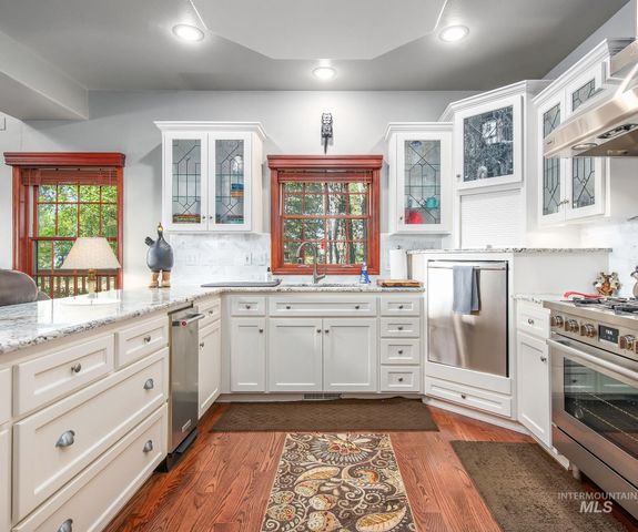 1100 Abbott Road, Viola, ID 83872