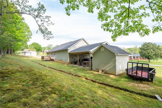 138 Valley View SE Heights, Calhoun, GA 30701