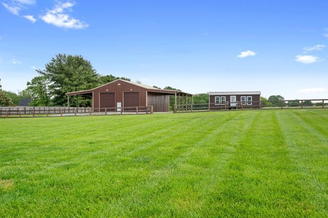 3457 Maxie Jones Rd, Springfield, TN 37172