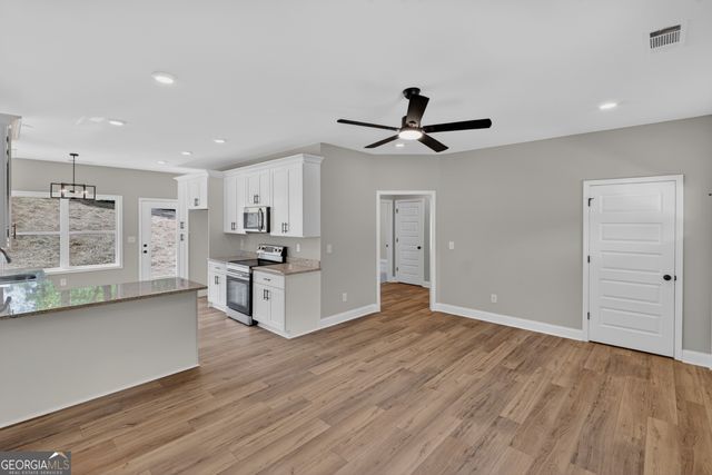 109 Oakwood Drive, Cedartown, GA 30125