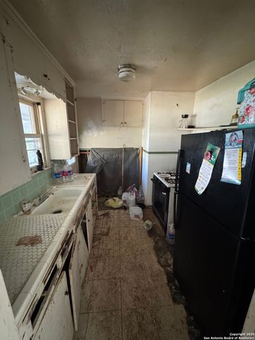 107 Kashmuir, San Antonio, TX 78223