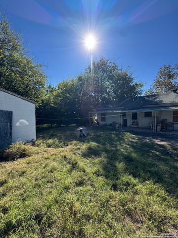 107 Kashmuir, San Antonio, TX 78223