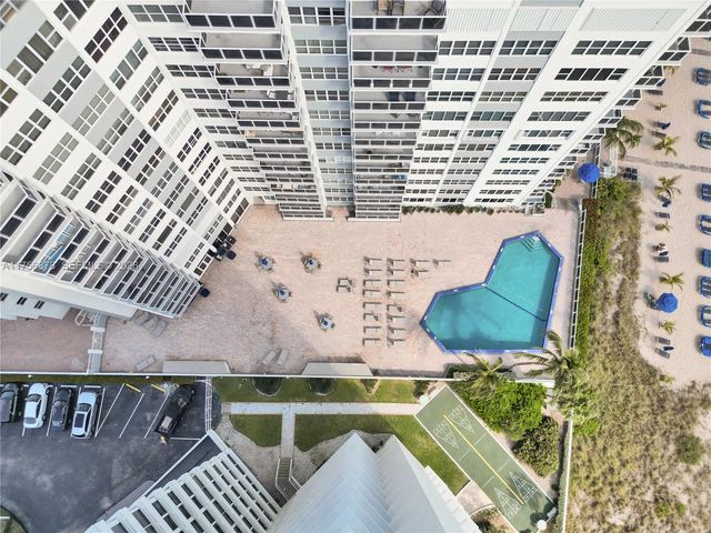 3700 Galt Ocean Drive 402, Fort Lauderdale, FL 33308