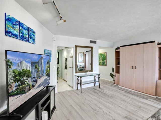 3700 Galt Ocean Drive 402, Fort Lauderdale, FL 33308
