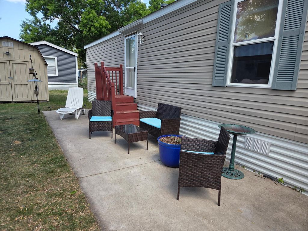 1150 Cessna Drive E, New Brighton, MN 55112 — photo 4