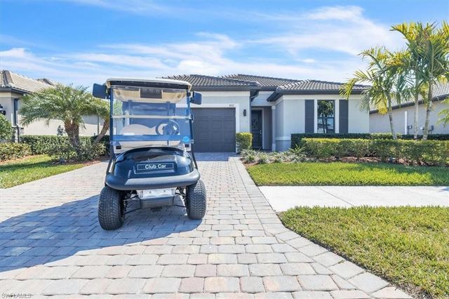 3032 Walnut Grove LN, Alva, FL 33920