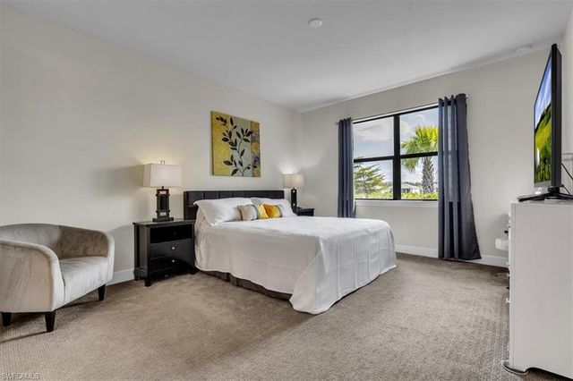 3032 Walnut Grove LN, Alva, FL 33920