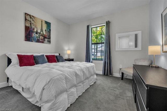 3032 Walnut Grove LN, Alva, FL 33920