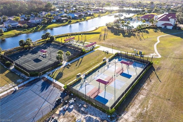 3032 Walnut Grove LN, Alva, FL 33920