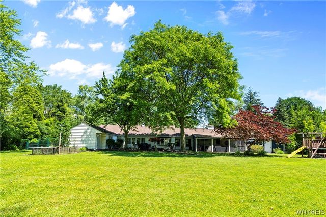 50 Maple Drive, Lancaster, NY 14026