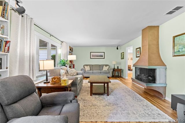 50 Maple Drive, Lancaster, NY 14026