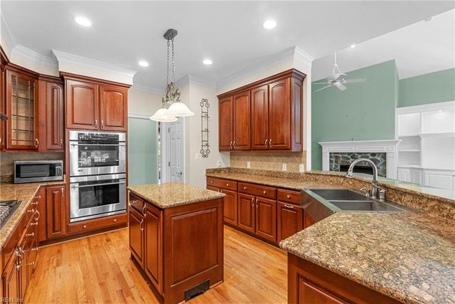 104 New Market, Williamsburg, VA 23188