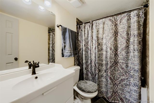 364 S Ironton Street 427, Aurora, CO 80012