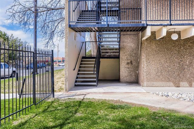 364 S Ironton Street 427, Aurora, CO 80012