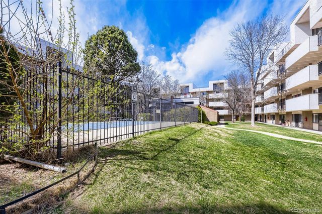 364 S Ironton Street 427, Aurora, CO 80012