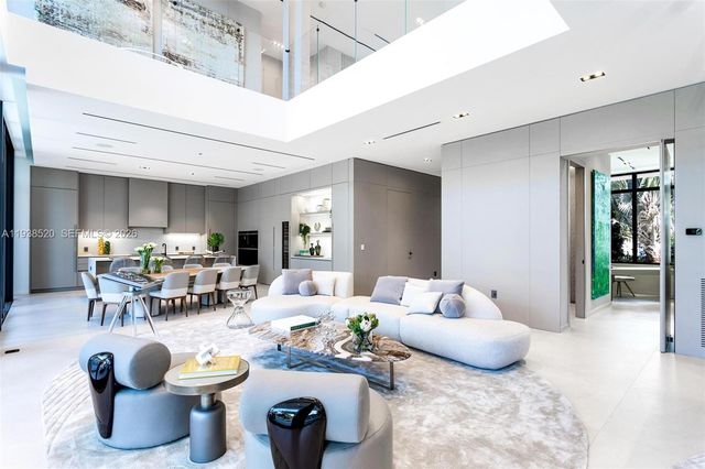 13000 N Bayshore Dr, North Miami, FL 33181