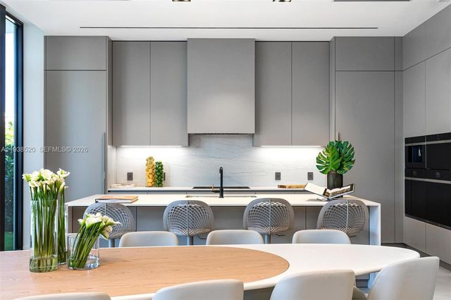 13000 N Bayshore Dr, North Miami, FL 33181