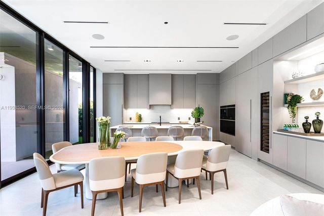 13000 N Bayshore Dr, North Miami, FL 33181