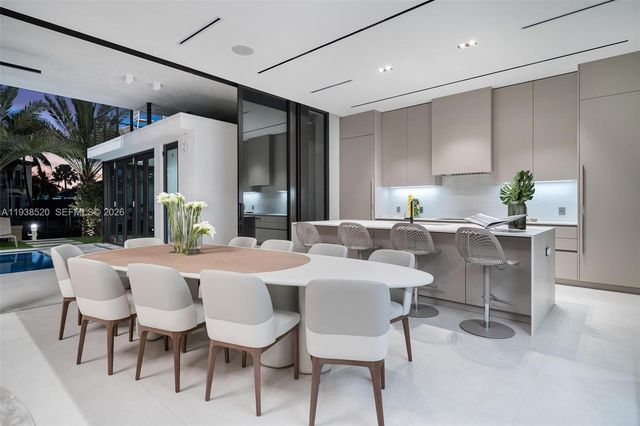 13000 N Bayshore Dr, North Miami, FL 33181