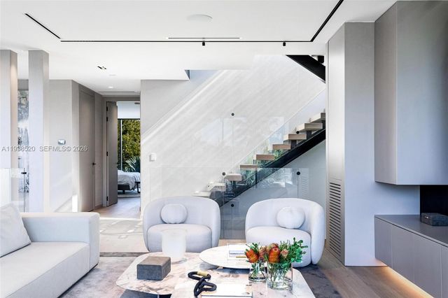 13000 N Bayshore Dr, North Miami, FL 33181