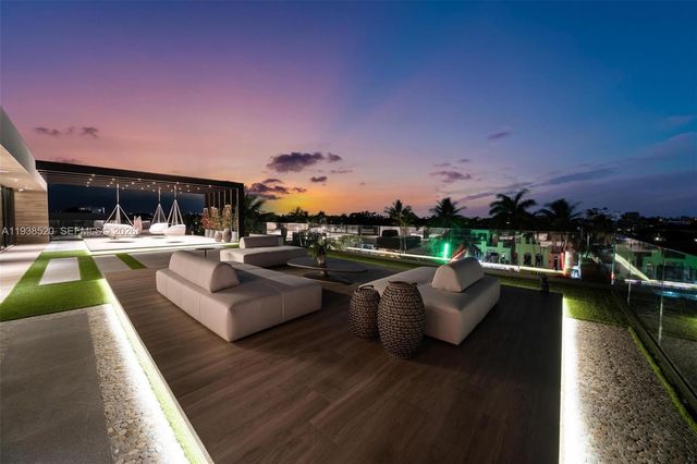 13000 N Bayshore Dr, North Miami, FL 33181