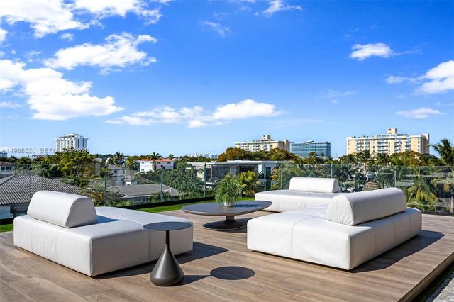 13000 N Bayshore Dr, North Miami, FL 33181