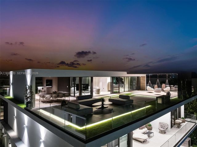 13000 N Bayshore Dr, North Miami, FL 33181