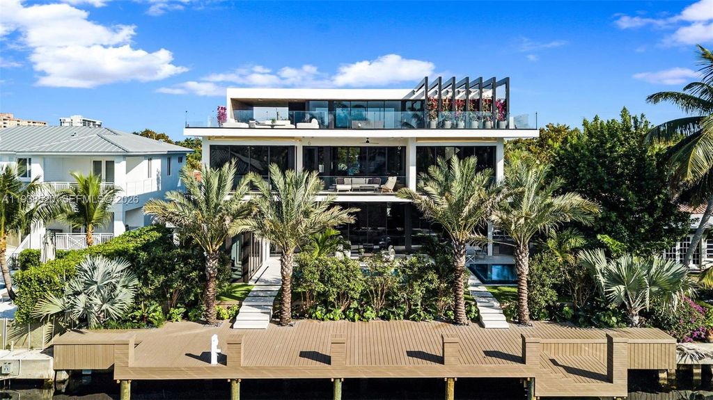 13000 N Bayshore Dr, North Miami, FL 33181