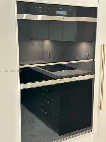 737 Crandon Blvd 301, Key Biscayne, FL 33149