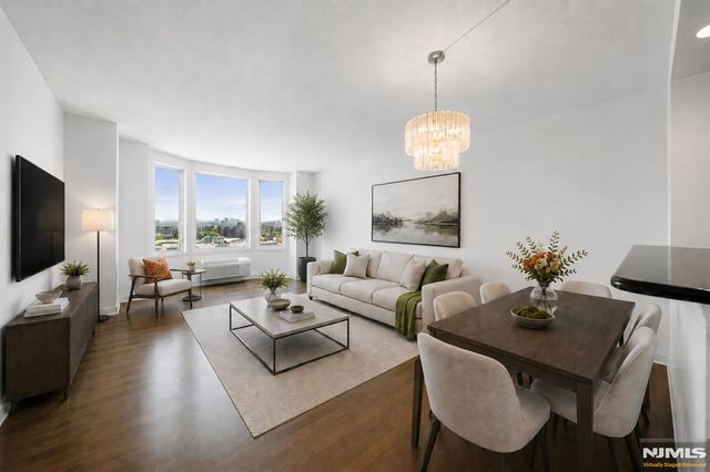 6408 City Place, Edgewater, NJ 07020