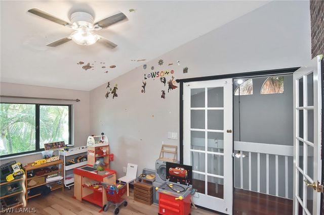 9807 Fathom CT, Fort Myers, FL 33919