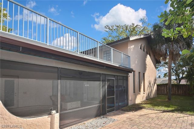 9807 Fathom CT, Fort Myers, FL 33919