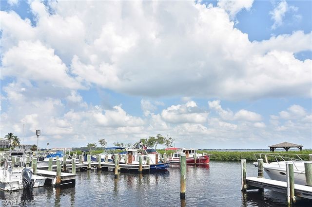 9807 Fathom CT, Fort Myers, FL 33919