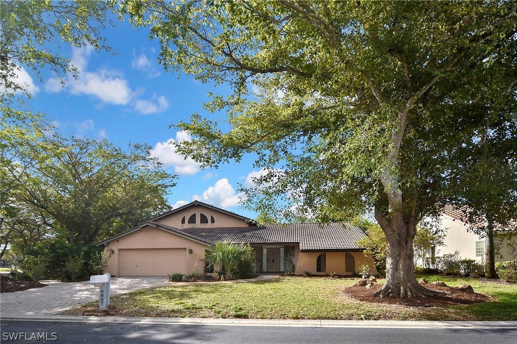 9807 Fathom CT, Fort Myers, FL 33919