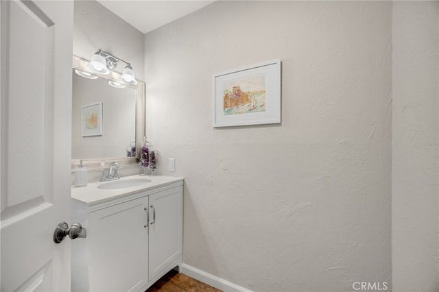 6537 Shady Gate 18, Yorba Linda, CA 92886