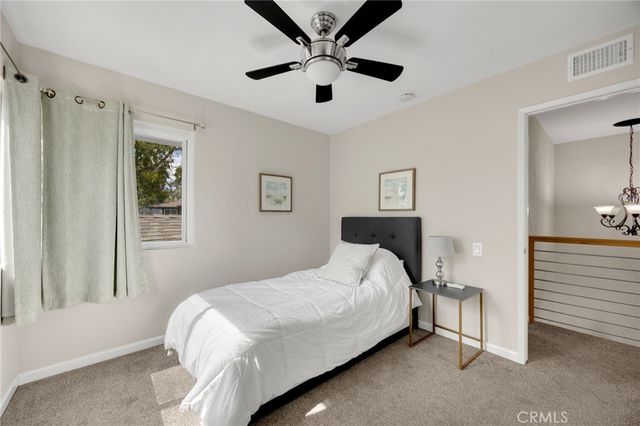 6537 Shady Gate 18, Yorba Linda, CA 92886