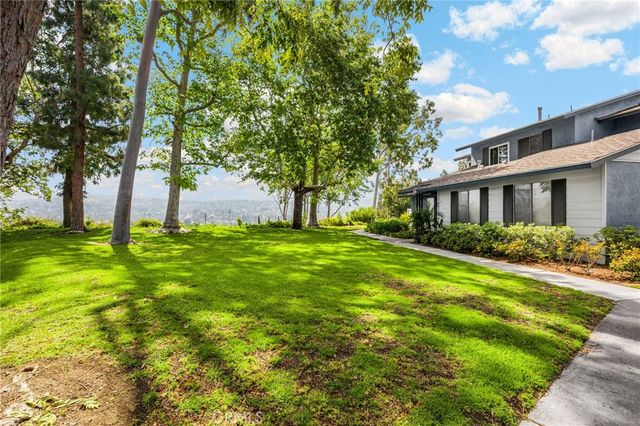 6537 Shady Gate 18, Yorba Linda, CA 92886