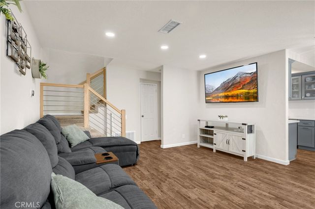 6537 Shady Gate 18, Yorba Linda, CA 92886