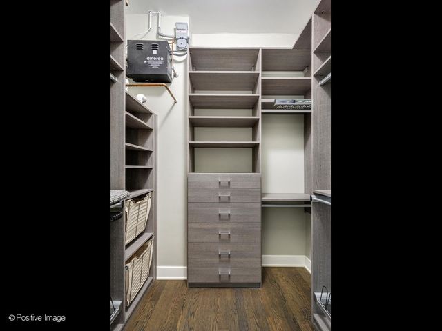 1224 W Ohio Street 3E, Chicago, IL 60642