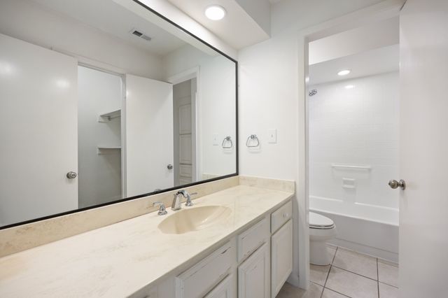 9807 Bent Branch Lane, Dallas, TX 75243