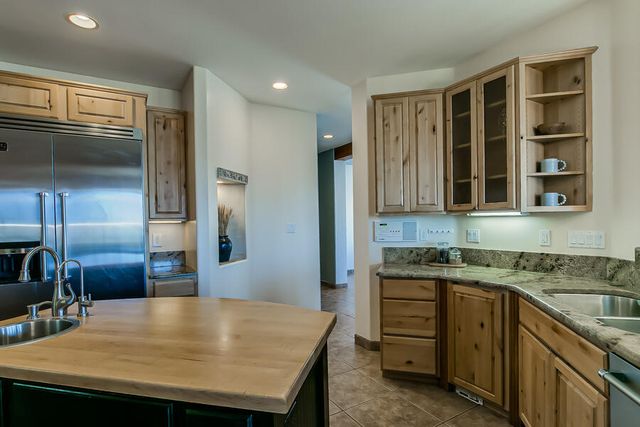 6809 Nagoya Road NE, Rio Rancho, NM 87144