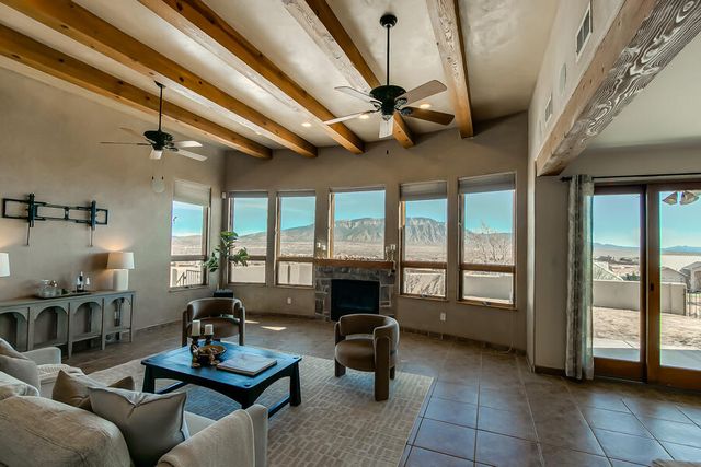 6809 Nagoya Road NE, Rio Rancho, NM 87144