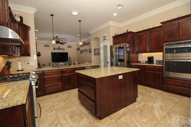 11297 S Helen Dr, Yuma, AZ 85367