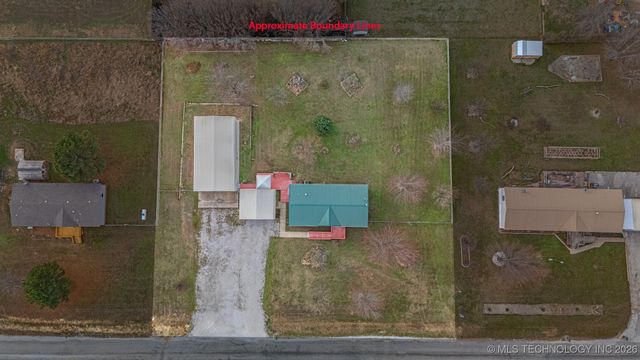 14022 S Crestview Road, Oologah, OK 74053