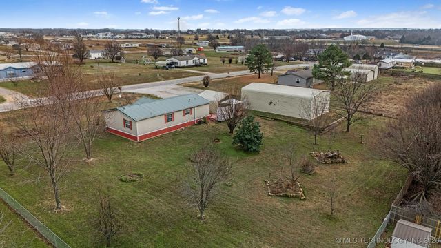 14022 S Crestview Road, Oologah, OK 74053